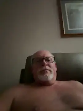 wildrocket02 online show from May 24, 2026, 3:28 am