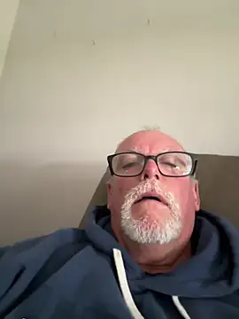 wildrocket02 online show from May 21, 2026, 2:58 pm
