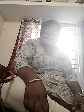 Snapshot of Pushpavathi_78 chatting on October 9, 2025, 10:27 am Pushpavathi 78 online show from October 9, 2025, 10:27 am
