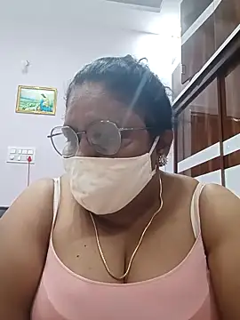 Snapshot of Pushpavathi_78 chatting on March 11, 2025, 4:07 pm Pushpavathi 78 online show from March 11, 2025, 4:07 pm