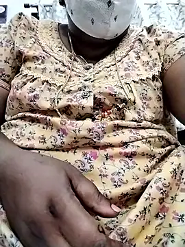 Snapshot of Pushpavathi_78 chatting on September 14, 2025, 7:47 pm Pushpavathi 78 online show from September 14, 2025, 7:47 pm