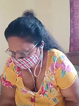 Snapshot of Pushpavathi_78 chatting on March 14, 2025, 10:29 am Pushpavathi 78 online show from March 14, 2025, 10:29 am
