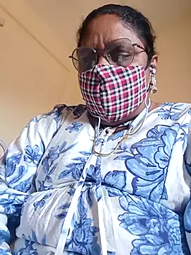 Snapshot of Pushpavathi_78 chatting on March 10, 2025, 8:28 am Pushpavathi 78 online show from March 10, 2025, 8:28 am