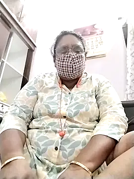 Snapshot of Pushpavathi_78 chatting on October 7, 2025, 7:26 pm Pushpavathi 78 online show from October 7, 2025, 7:26 pm