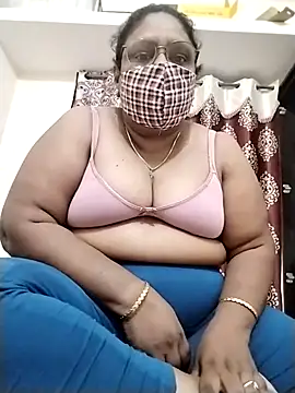 Snapshot of Pushpavathi_78 chatting on September 19, 2025, 12:42 pm Pushpavathi 78 online show from September 19, 2025, 12:42 pm