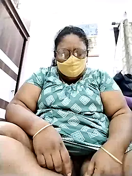 Snapshot of Pushpavathi_78 chatting on September 28, 2025, 5:31 pm Pushpavathi 78 online show from September 28, 2025, 5:31 pm