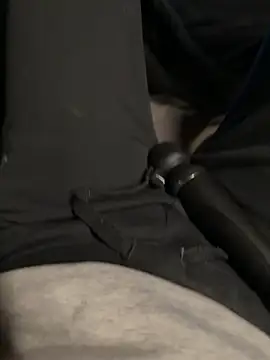 Snapshot of Ana-05 chatting on February 17, 2026, 5:32 pm Ana-05 online show from February 17, 2026, 5:32 pm