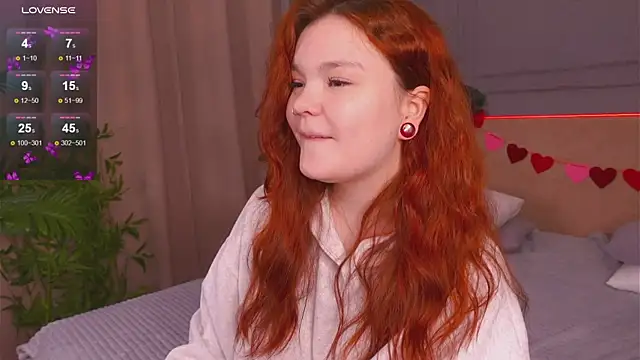 Snapshot of EnnySunrise chatting on February 17, 2025, 7:33 pm EnnySunrise online show from February 17, 2025, 7:33 pm