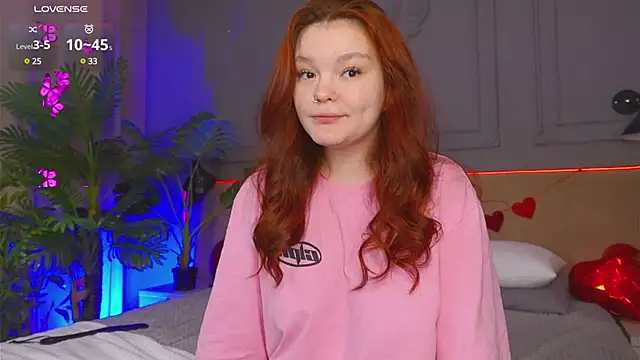 Snapshot of EnnySunrise chatting on February 7, 2025, 4:56 pm EnnySunrise online show from February 7, 2025, 4:56 pm