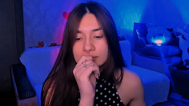 Snapshot of Swee_Alicee chatting on April 25, 2026, 6:38 pm Swee Alicee online show from April 25, 2026, 6:38 pm