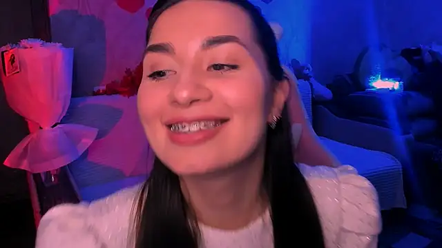 Snapshot of Swee_Alicee chatting on February 13, 2026, 7:36 pm Swee Alicee online show from February 13, 2026, 7:36 pm