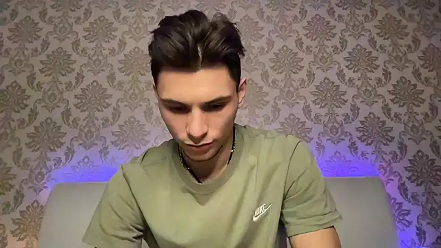 denlover1 online show from January 23, 2025, 3:22 pm