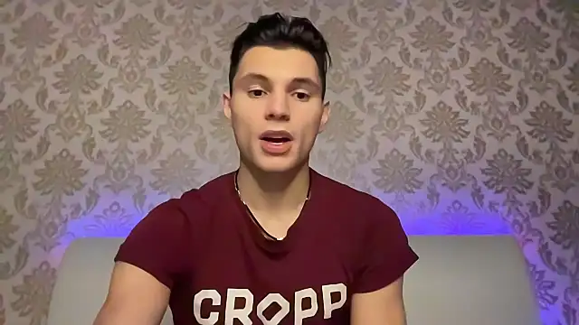 denlover1 online show from January 24, 2025, 3:02 pm