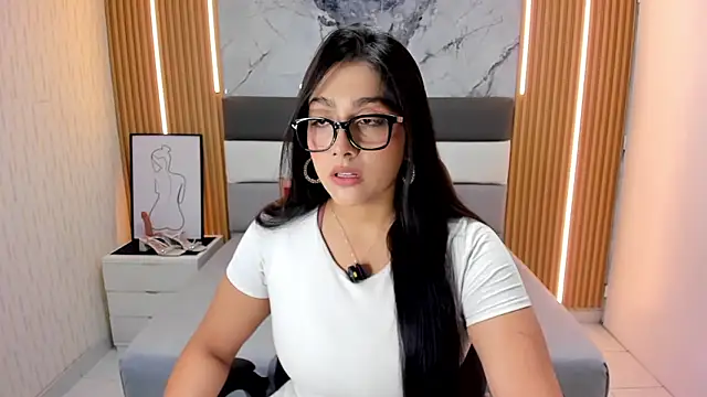 Snapshot of Alyssapark chatting on December 4, 2025, 7:02 pm Alyssapark online show from December 4, 2025, 7:02 pm