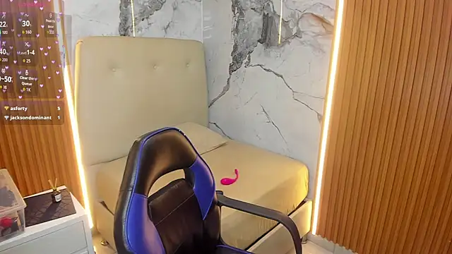 Snapshot of Alyssapark chatting on October 21, 2025, 7:24 pm Alyssapark online show from October 21, 2025, 7:24 pm