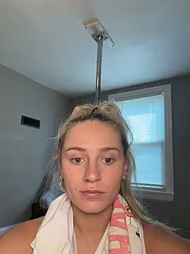 Snapshot of lexybabyxo chatting on July 11, 2026, 2:50 pm lexybabyxo online show from July 11, 2026, 2:50 pm