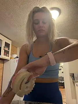 Snapshot of lexybabyxo chatting on July 10, 2026, 10:04 am lexybabyxo online show from July 10, 2026, 10:04 am