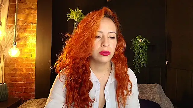 Snapshot of sahra_taylor_ chatting on November 2, 2025, 2:33 pm sahra taylor online show from November 2, 2025, 2:33 pm