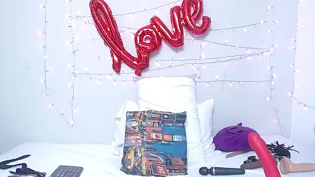 Snapshot of Nicol_Love0 chatting on February 27, 2025, 9:58 pm Nicol Love0 online show from February 27, 2025, 9:58 pm