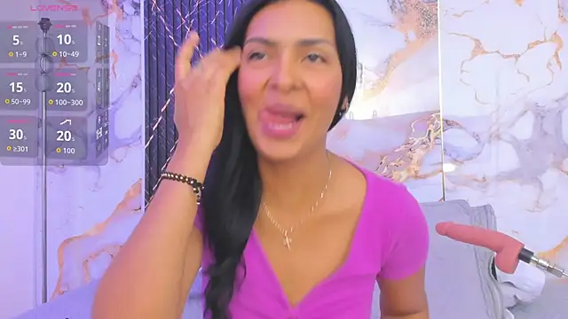 Alyson-a online show from October 22, 2025, 12:37 pm