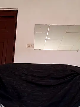 Snapshot of GilberMxx chatting on March 15, 2026, 2:35 pm GilberMxx online show from March 15, 2026, 2:35 pm