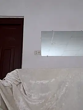 Snapshot of GilberMxx chatting on March 18, 2026, 10:43 pm GilberMxx online show from March 18, 2026, 10:43 pm