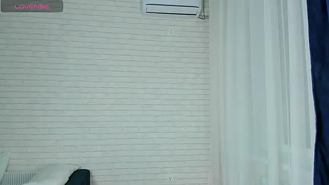 Snapshot of candyboofairy chatting on March 8, 2025, 10:24 pm candyboofairy online show from March 8, 2025, 10:24 pm