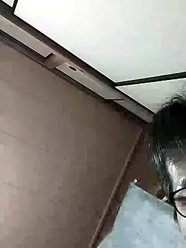 Snapshot of zzzzzabczzzzz chatting on March 22, 2025, 9:24 am zzzzzabczzzzz online show from March 22, 2025, 9:24 am