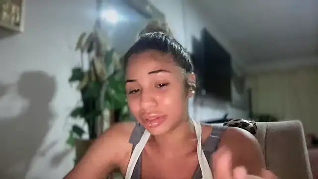 Snapshot of Susandolls chatting on June 2, 2026, 4:45 am Susandolls online show from June 2, 2026, 4:45 am