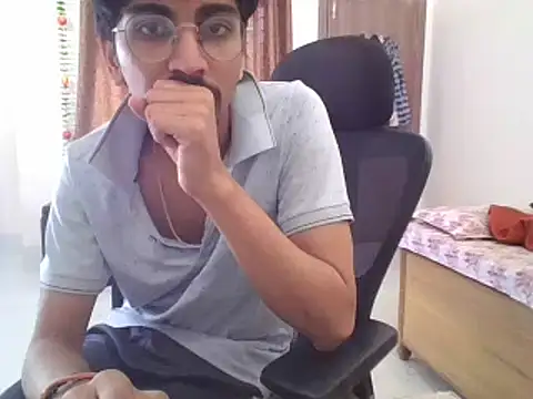 Snapshot of Prikrishi2024 chatting on February 23, 2025, 6:17 am Prikrishi2024 online show from February 23, 2025, 6:17 am