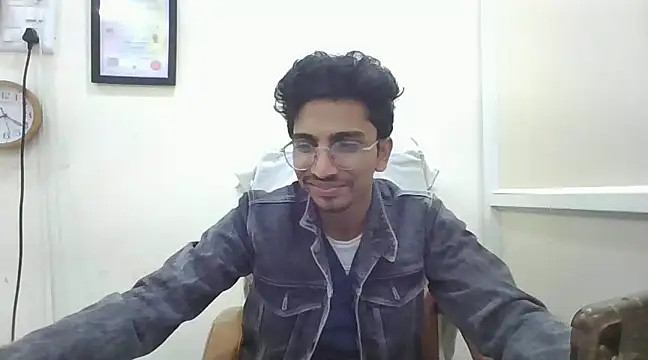 Snapshot of Prikrishi2024 chatting on February 6, 2025, 2:48 pm Prikrishi2024 online show from February 6, 2025, 2:48 pm