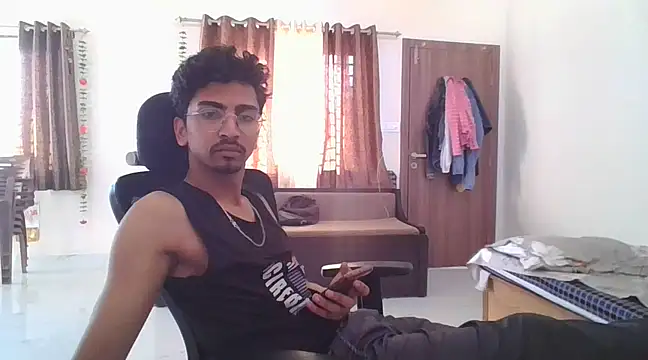 Snapshot of Prikrishi2024 chatting on February 10, 2025, 3:46 am Prikrishi2024 online show from February 10, 2025, 3:46 am