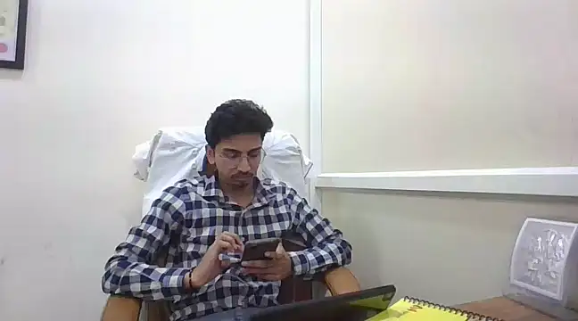 Snapshot of Prikrishi2024 chatting on February 5, 2025, 1:11 pm Prikrishi2024 online show from February 5, 2025, 1:11 pm