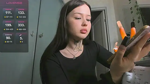 kate8ketee8 online show from March 21, 2025, 10:17 pm