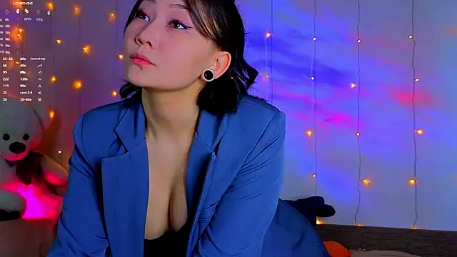 Renochka online show from March 7, 2025, 1:51 pm