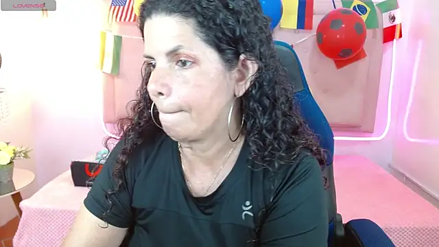 Snapshot of sila_bolum chatting on June 25, 2026, 6:24 pm sila bolum online show from June 25, 2026, 6:24 pm