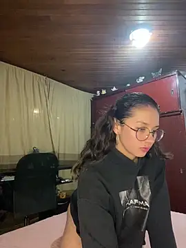 Andi9  online show from September 26, 2025, 1:12 am