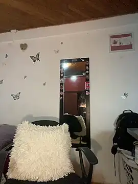 Andi9  online show from February 9, 2025, 3:11 am