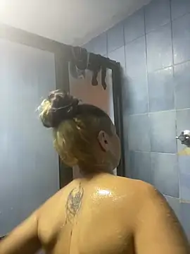 Andi9  online show from January 11, 2025, 5:07 pm