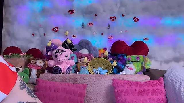  Devill Baby online show from March 31, 2026, 7:16 pm