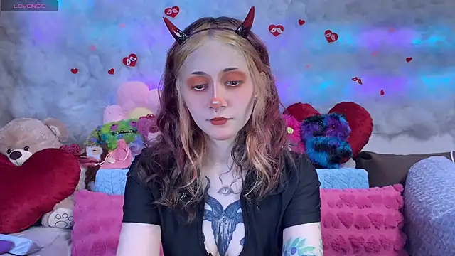 Snapshot of _Devill_Baby chatting on February 20, 2026, 8:33 pm Devill Baby online show from February 20, 2026, 8:33 pm