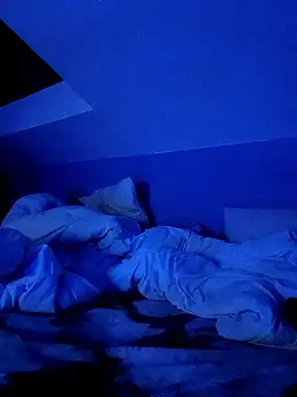 trannyfrench422 online show from January 10, 2026, 9:43 pm