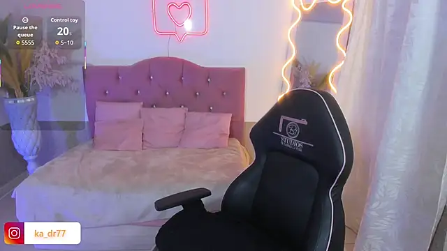 Snapshot of kendra_tay chatting on February 21, 2026, 3:52 am kendra tay online show from February 21, 2026, 3:52 am