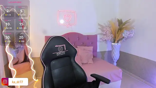 Snapshot of kendra_tay chatting on February 24, 2026, 3:18 am kendra tay online show from February 24, 2026, 3:18 am