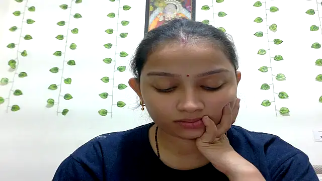 Aleena Rai online show from November 16, 2025, 7:51 pm