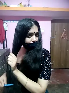 Cute-Simmi online show from January 1, 2025, 6:49 pm