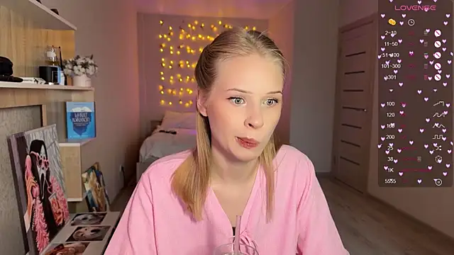 lisa barbie online show from December 22, 2025, 11:21 am