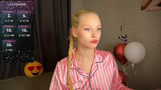 Snapshot of lisa_barbie chatting on December 21, 2024, 3:58 am lisa barbie online show from December 21, 2024, 3:58 am