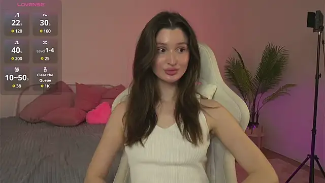 Snapshot of tender_babyy chatting on February 19, 2025, 8:12 am tender babyy online show from February 19, 2025, 8:12 am