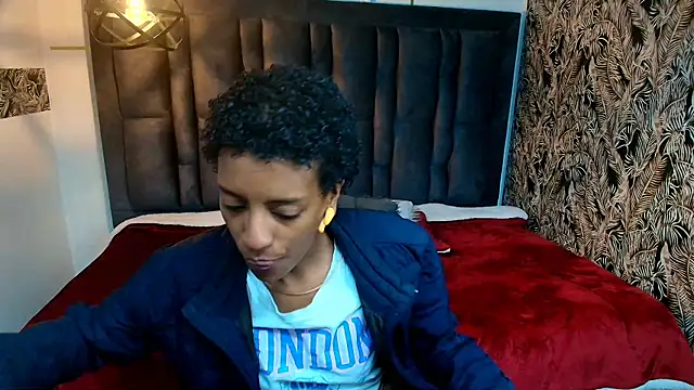 Snapshot of Zia_Green chatting on May 13, 2026, 12:34 pm Zia Green online show from May 13, 2026, 12:34 pm